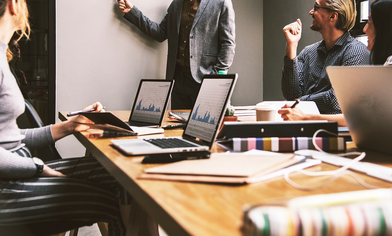 Job, office, team — Core Tools in Software for Construction Management