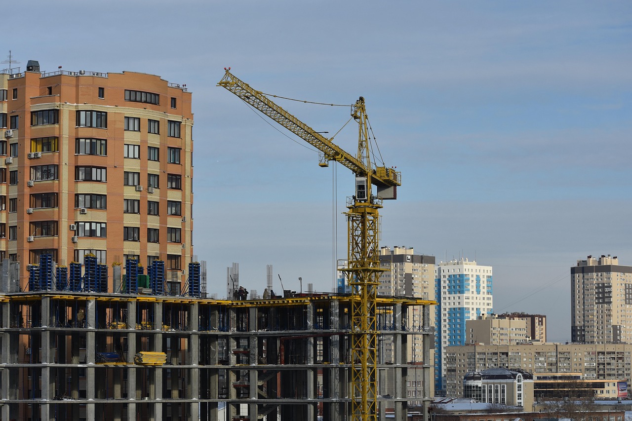 Building, tap, house — The Ultimate Guide to SWMS, ISO 45001, and Onsite Induction in Modern Construction